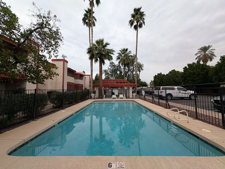 1st image of 4211 E Palm Ln Unit 101