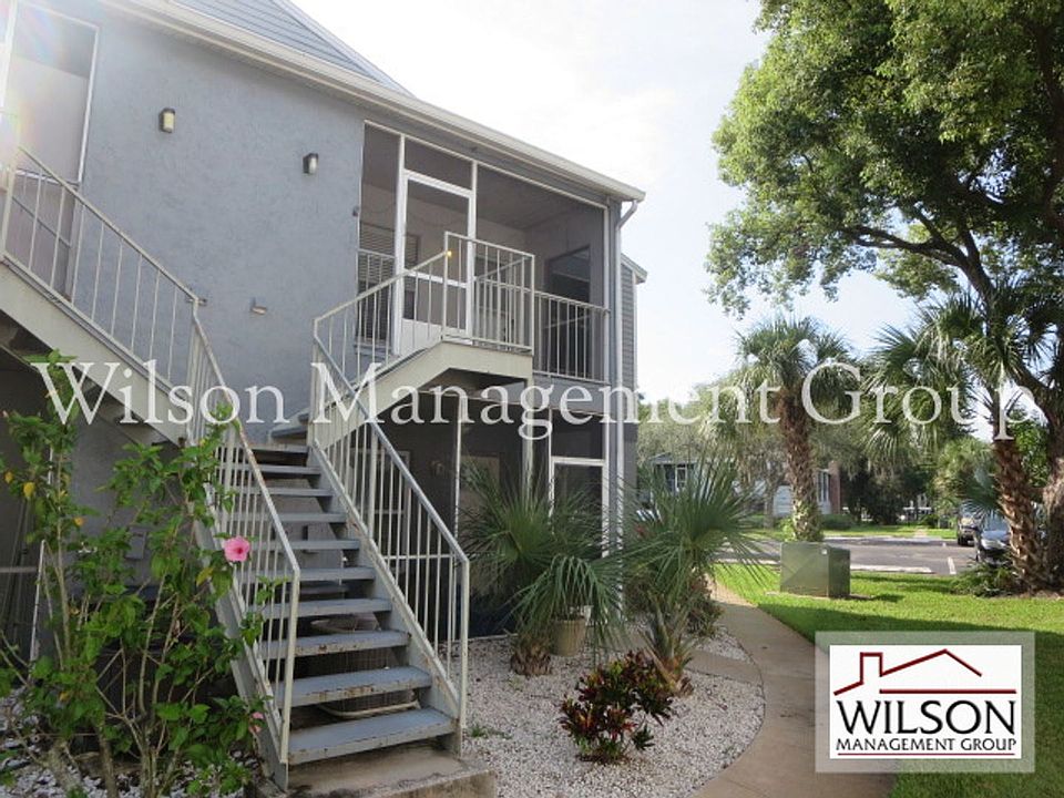 1st image of 207 Northlake Dr