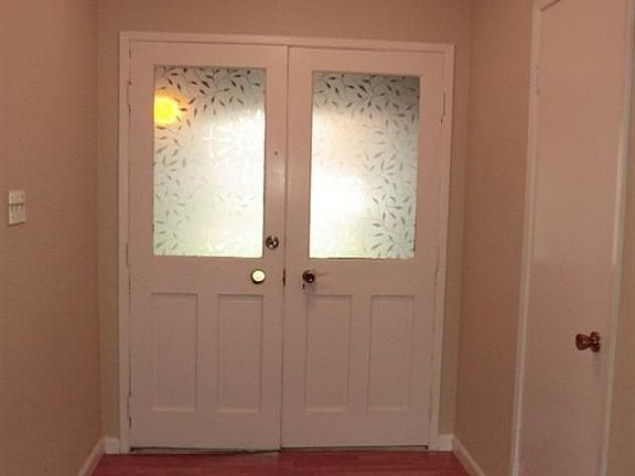 2nd image of 4161 Worthington Dr