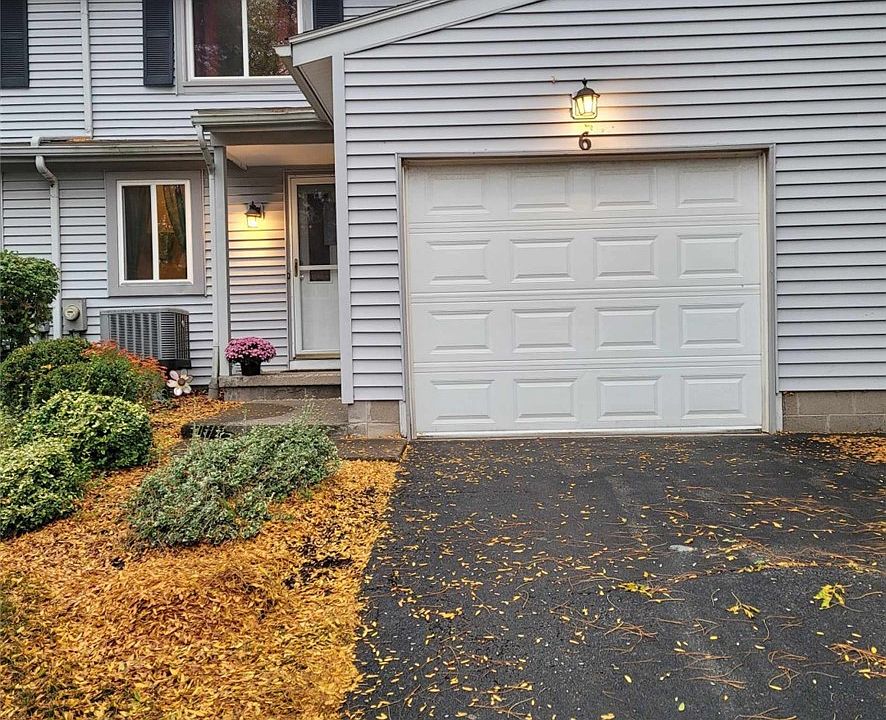 1st image of 6 Arbor Ct