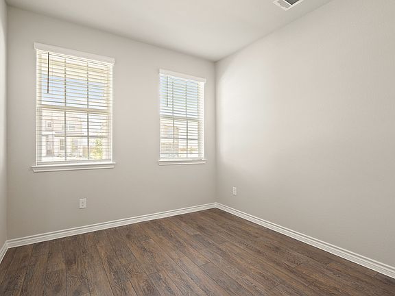 4th image of 6944 Night Owl Ln