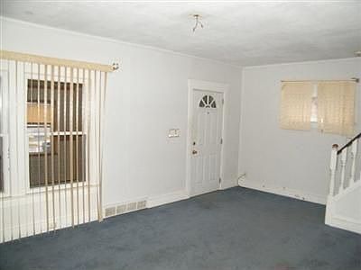 4th image of 13018 Arlington Ave