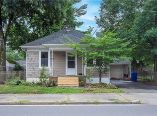 719 Benefit St, Pawtucket, RI 02861