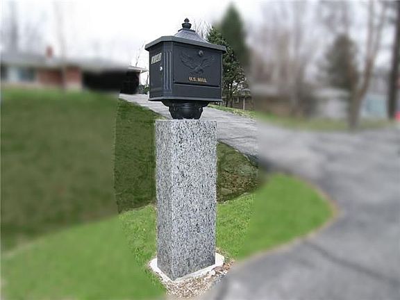 4th image of 3040 Meeting House Ln