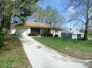 9904 E 71st Ter, Raytown, MO 64133