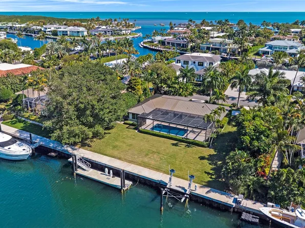 64 Tarpon Ln, Ocean Reef, FL 33037