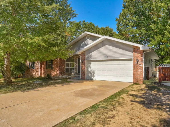 1425 S Thousand Oaks Drive, Nixa, MO 65714