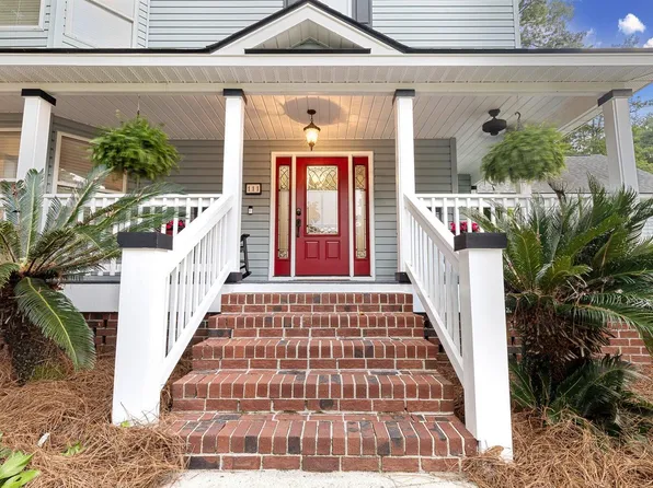 111 Long Bow Rd, Summerville, SC 29485