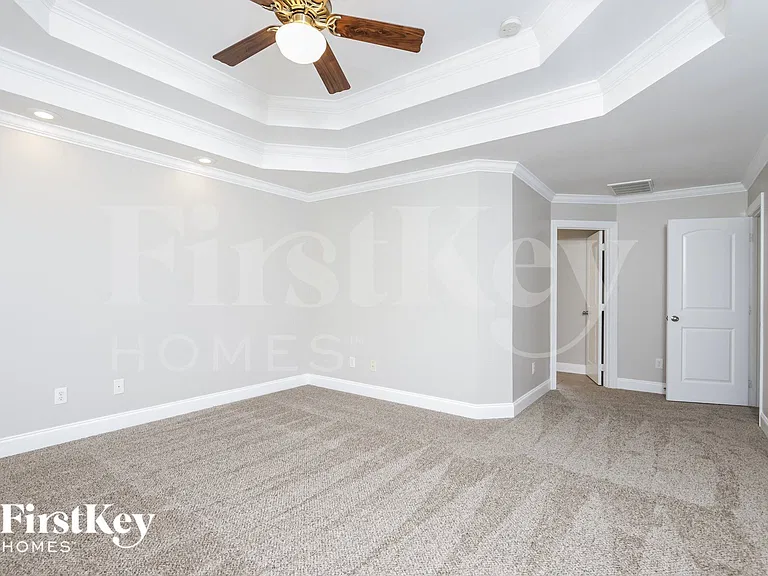 940 Boyer Dr — Photo 8