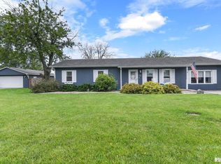 21 Conestoga Dr, Auburn, IL 62615