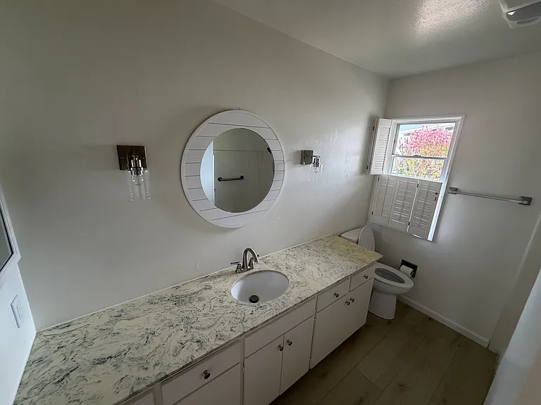 734 W Solana Cir W — Photo 13