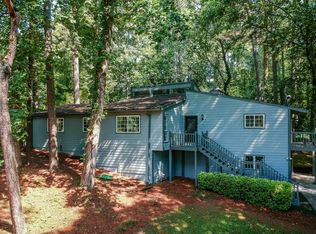 1235 Willeo Creek Dr, Roswell, GA 30075