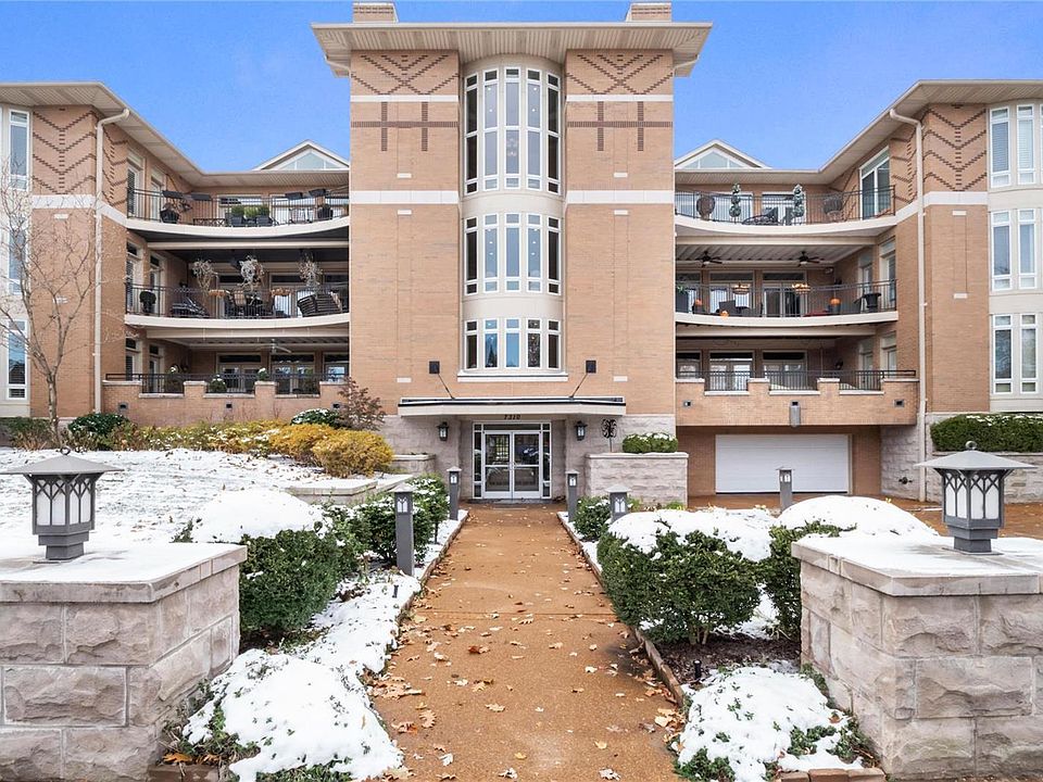 1st image of 7310 Forsyth Blvd APT 203