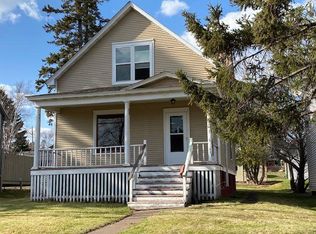 421 10th Ave, Two Harbors, MN 55616