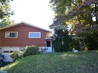 939 Irvin Rd, Huntingdon Valley, PA 19006