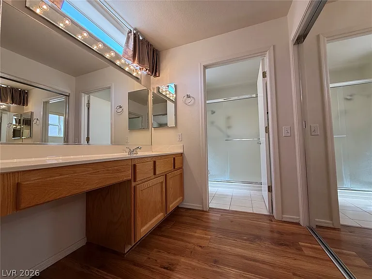 10905 Mill Cove Ave — Photo 12
