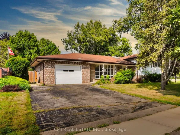 74 Brier Park Rd, Brantford, ON N3R 5T4