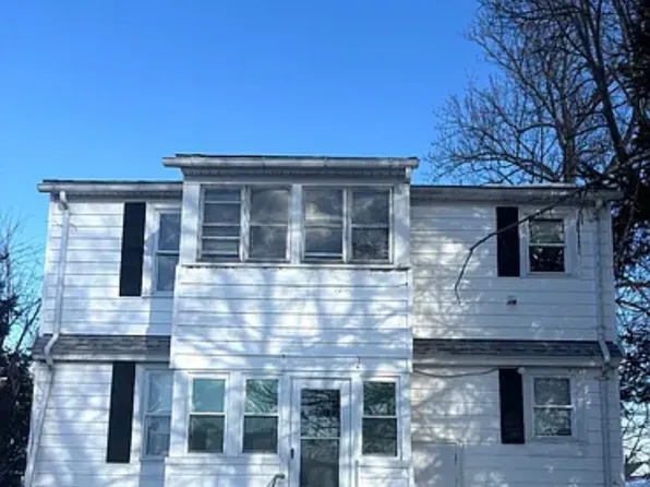 111 Vail St #2, Waterbury, CT 06708