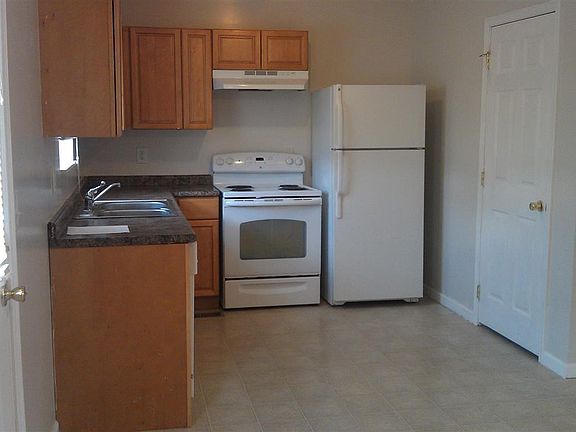 3rd image of 1203 Nichole St