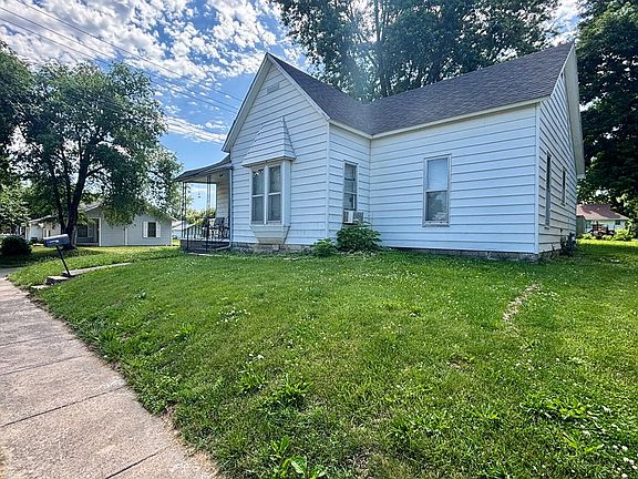 2nd image of 1212 S Baird St