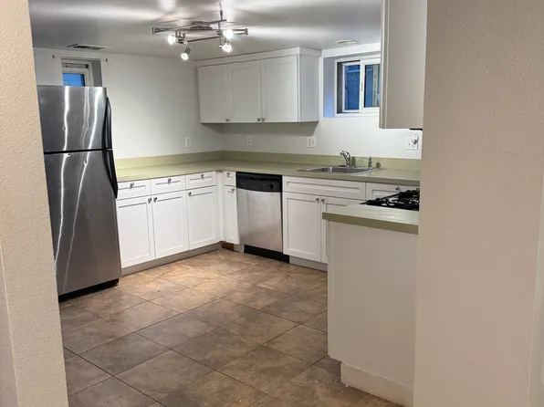 5422 S Nevada St APT B, Littleton, CO 80120
