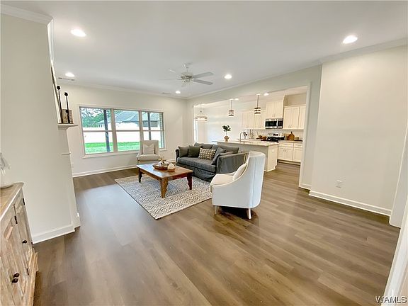 4th image of 1805 Willow Oak Cir