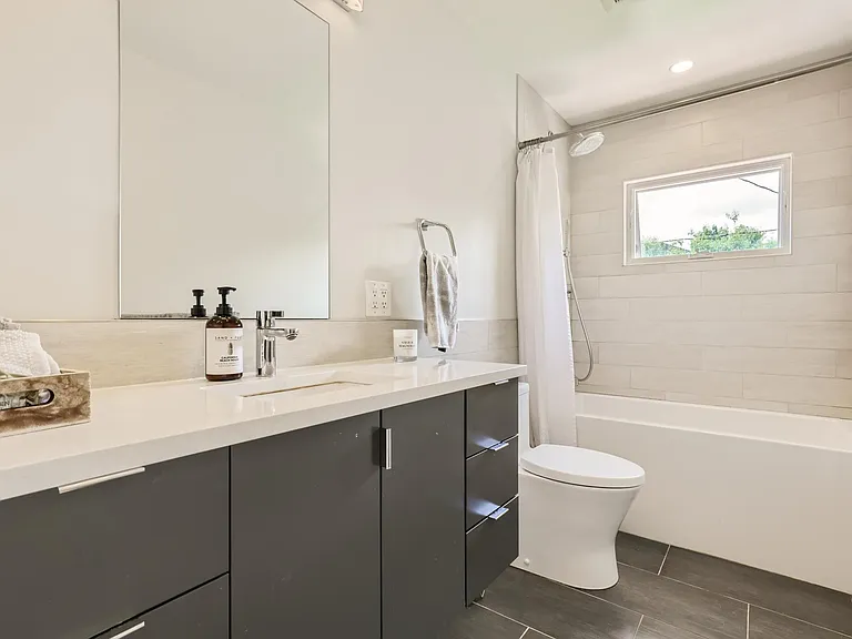 3210 Emerson Ave — Photo 16