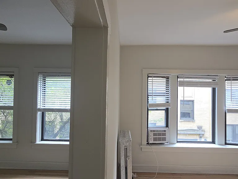 3526 N Broadway — Photo 14