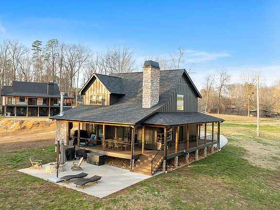 17th image of this home