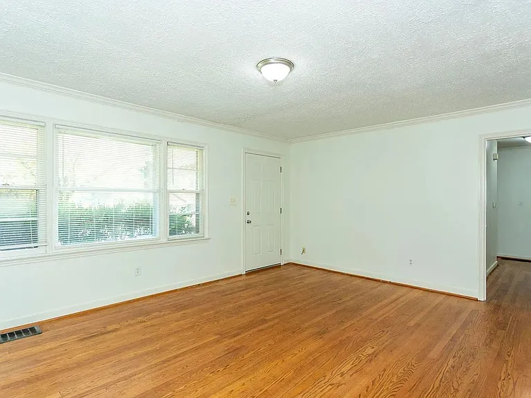 1152 Dogwood Ln — Photo 15