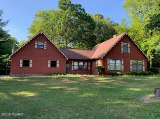 66211 Conrad Rd, Edwardsburg, MI 49112