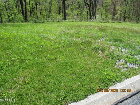 64-65 66 Windsor, Altoona, PA 16601