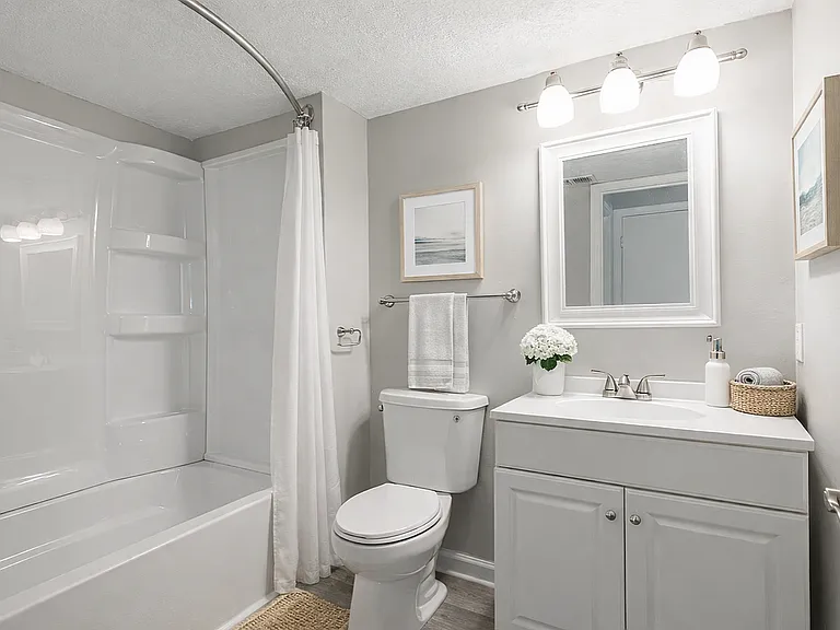 Modern bathroom with neutral tones