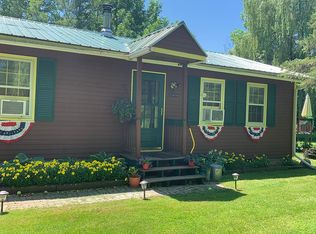 695 Ferry Rd, Charlotte, VT 05445