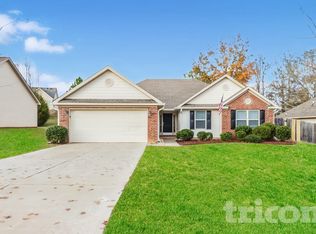 275 Galway Ln, Hampton, GA 30228