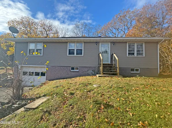 55 Monti Drive, Cairo, NY 12413