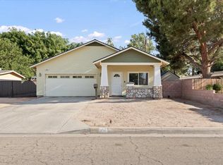 350 E Nugent St, Lancaster, CA 93535