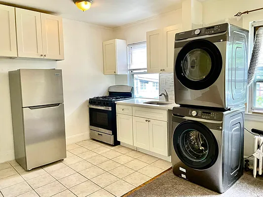 Rented by Steffan Olausson Partridge, LREB | media 19