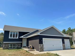 473 Martin Way, Somerset, WI 54025