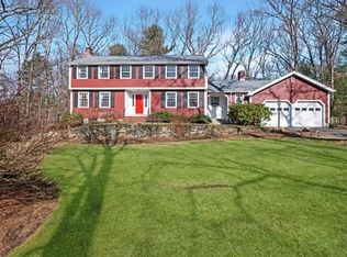5 Bridle Path Rd, Andover, MA 01810