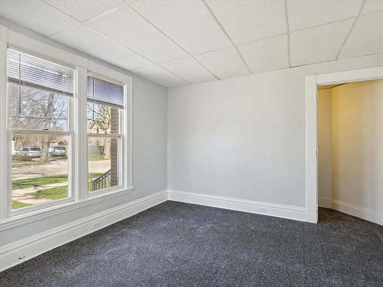 723 W Walnut St #723 — Photo 11