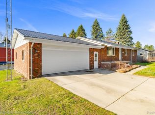 7138 Baker Rd, Lexington, MI 48450