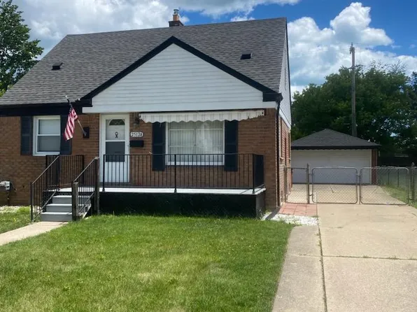 25124 Mackinac St, Roseville, MI 48066