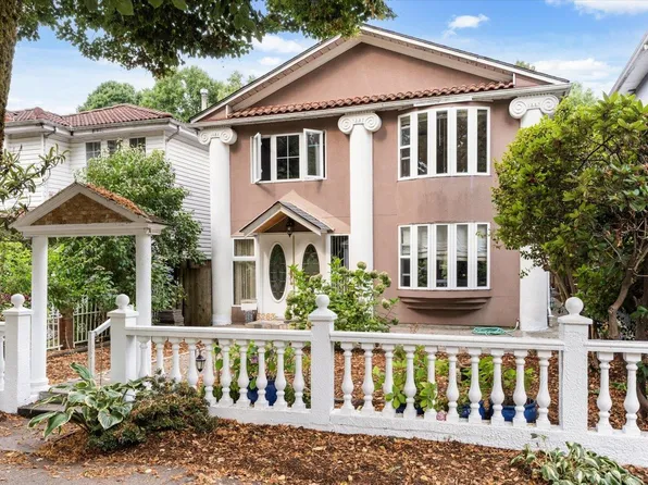 5263 Wales St, Vancouver, BC V5R 3M7