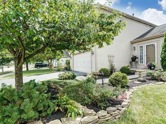 2nd image of 8245 Old Ivory Way