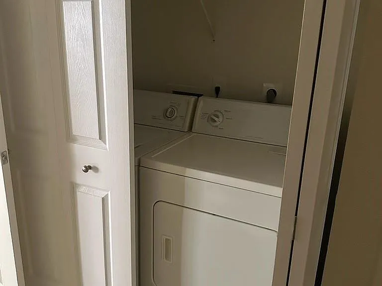 406 Buttonwood Pl — Photo 15