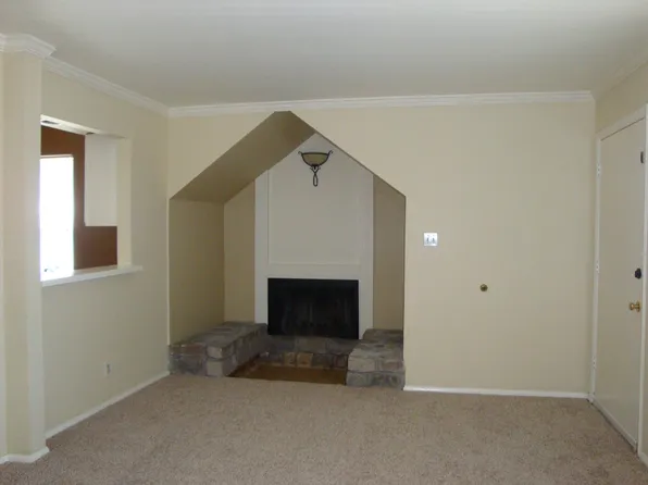 7447 S Yale Ave, Tulsa, OK 74136