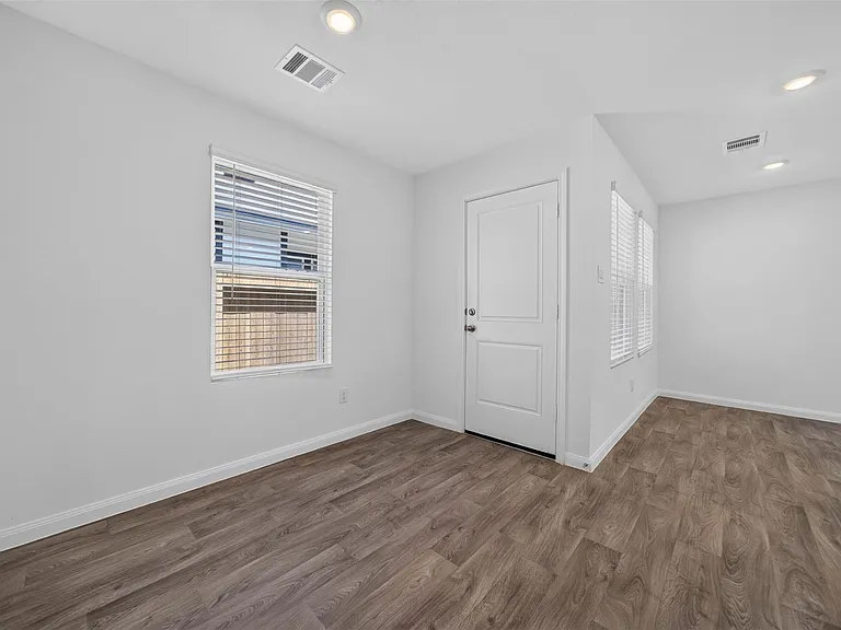 11923 Detar Ct — Photo 14