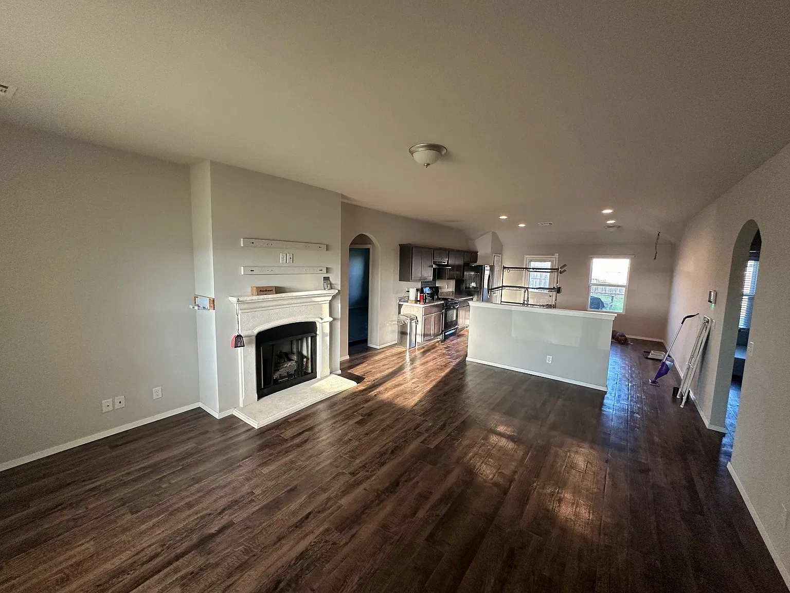 4 bed, 1690 sqft, $2,100 — Photo 4