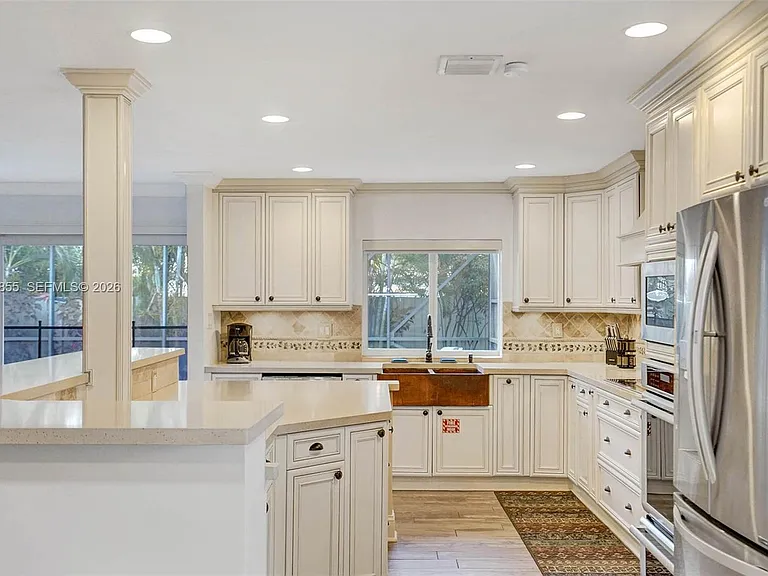 2120 SW 28th Way — Photo 13